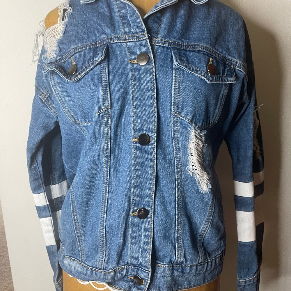 denim jacket - Picture 4 of 17